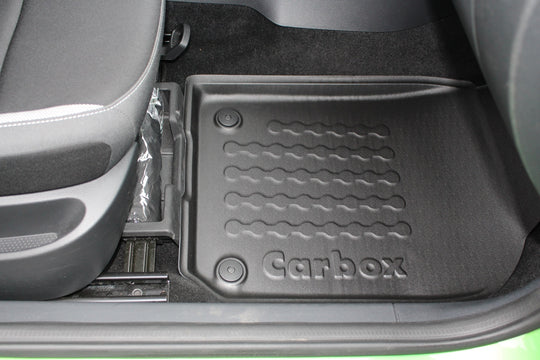 Carbox Floor Set in front